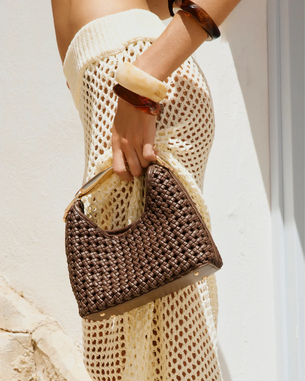 HATTIE WOVEN HANDLE BAG - CHOCOLATE - Image 4