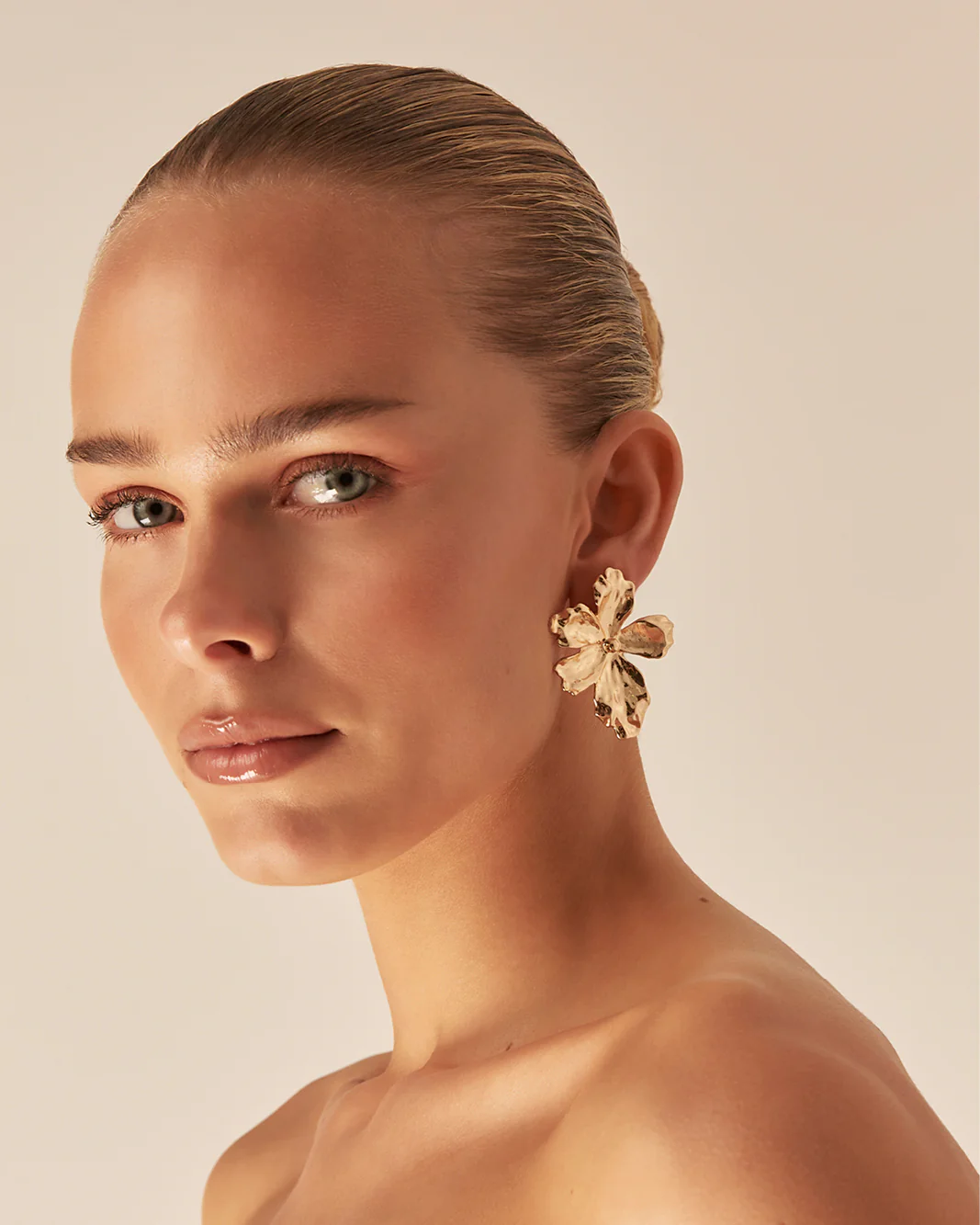 MAGNOLIA EARRINGS - GOLD - Image 5