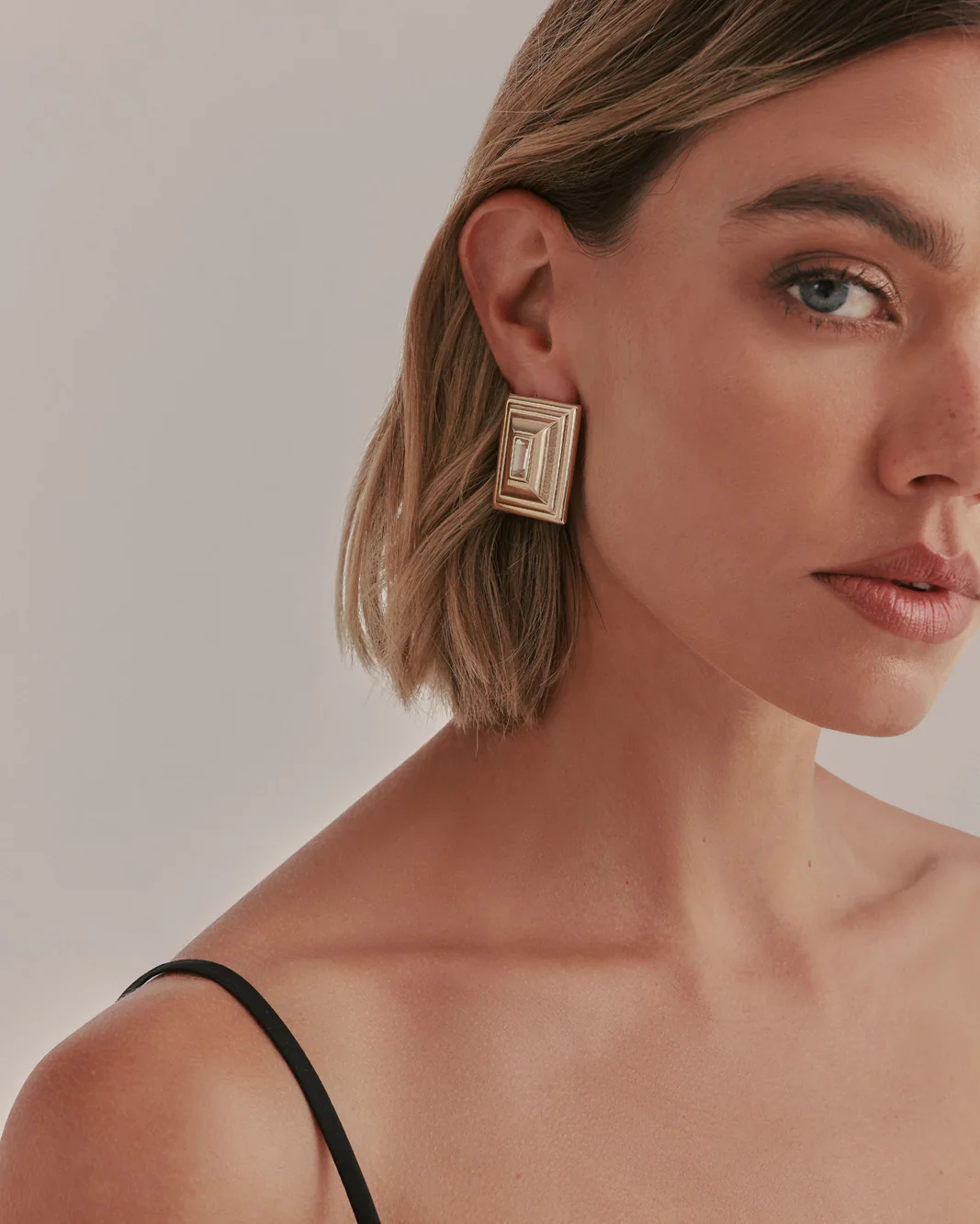 RENEE EARRINGS - GOLD-DIAMANTE - Image 4